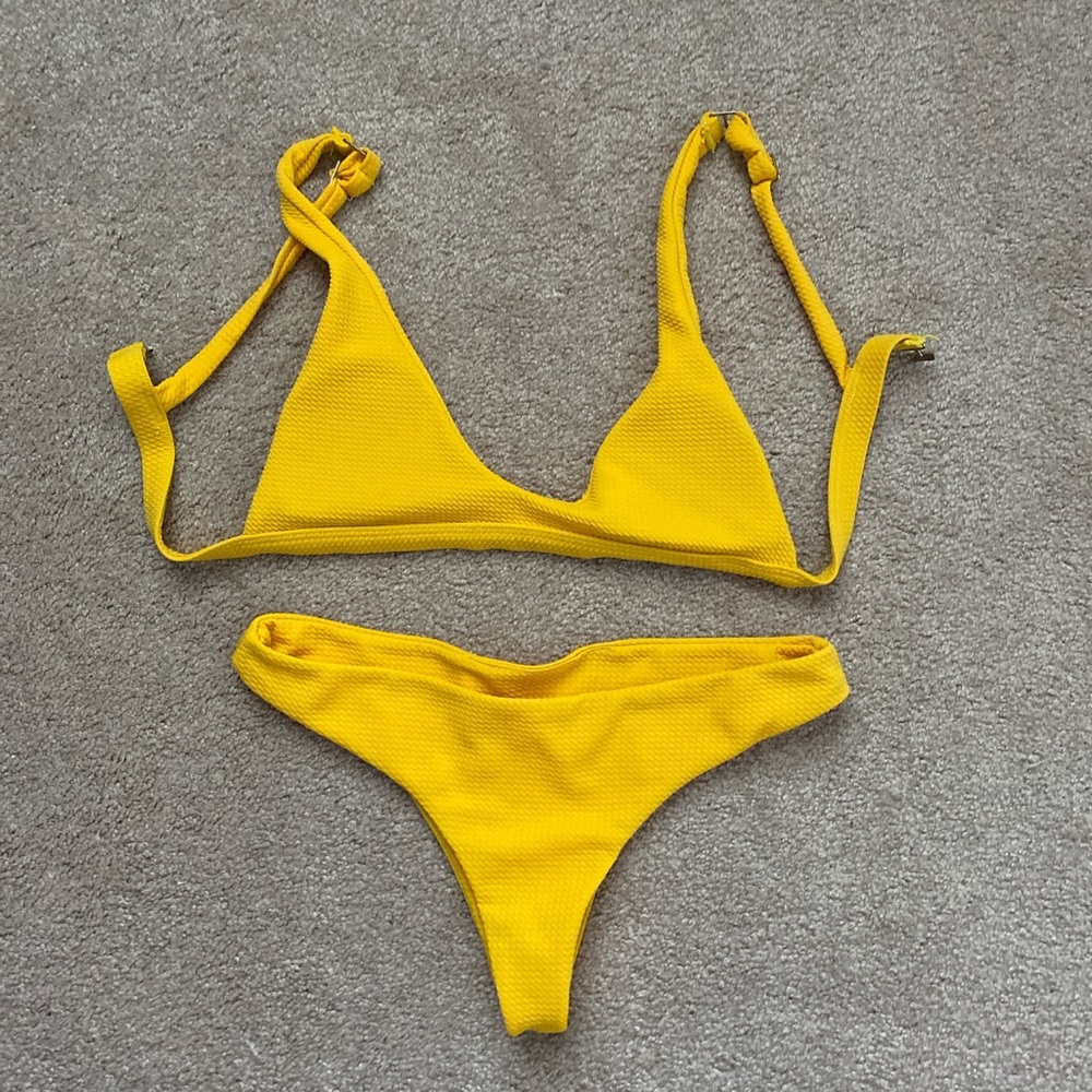 Zaful yellow textured bikini